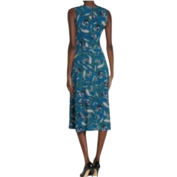 Vince Camuto Sleeveless Midi Dress - Picture 7 of 7